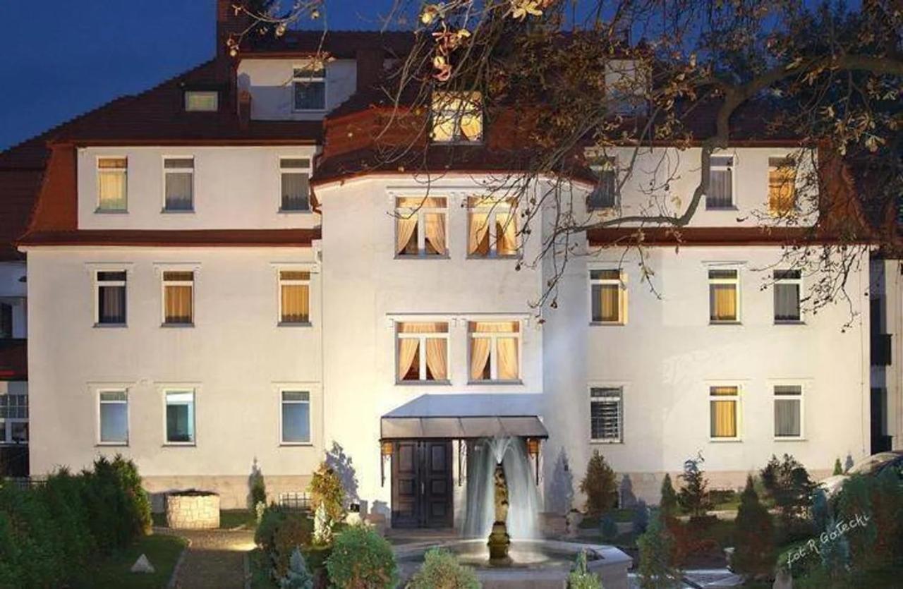 Viilla Rezidence Bed and Breakfast Kudowa-Zdrój Εξωτερικό φωτογραφία